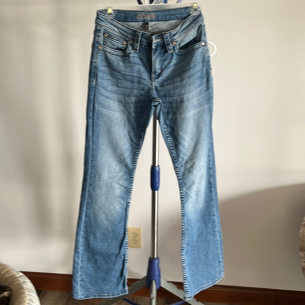 Shyanne boot cut jeans size 27